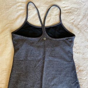 tight lululemon tank top
